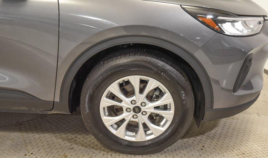 used 2023 Ford Escape car, priced at $24,489