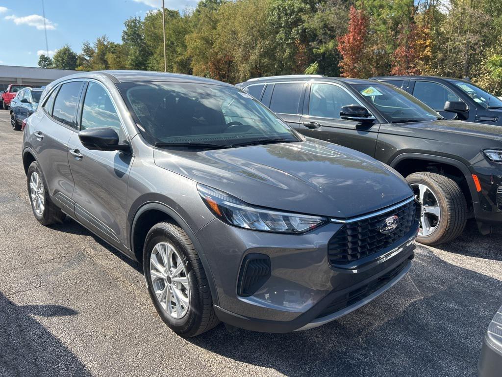 used 2023 Ford Escape car, priced at $24,995