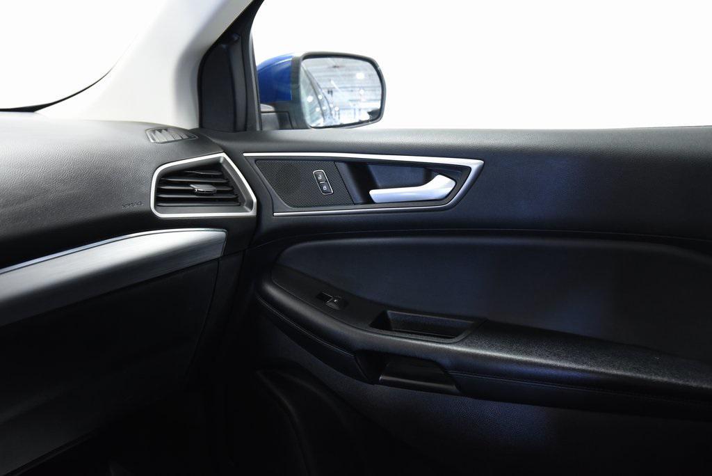 used 2022 Ford Edge car, priced at $17,972