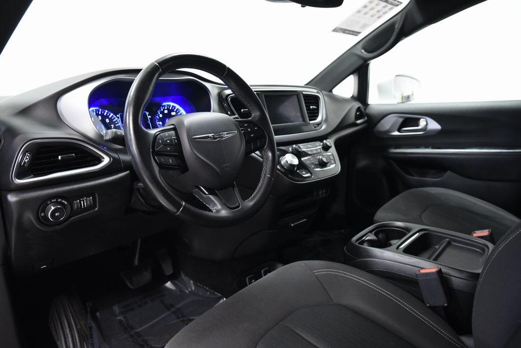 used 2018 Chrysler Pacifica car, priced at $13,995