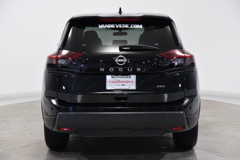 used 2025 Nissan Rogue car, priced at $23,989