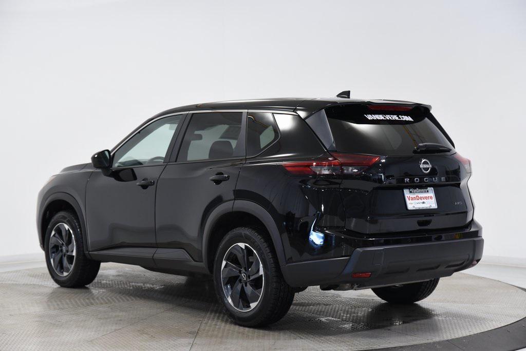 used 2025 Nissan Rogue car, priced at $23,989