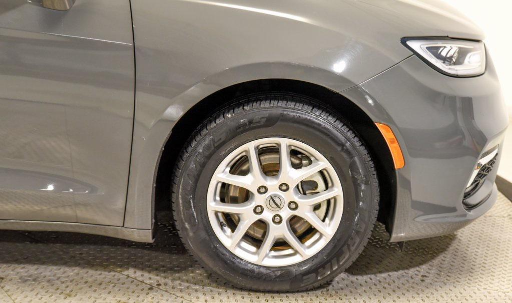 used 2022 Chrysler Pacifica car, priced at $23,441