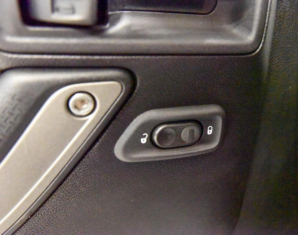 used 2015 Jeep Wrangler Unlimited car, priced at $17,489