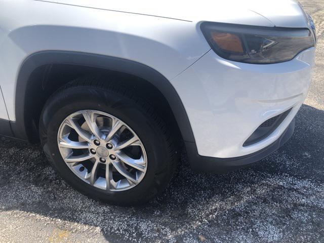 used 2020 Jeep Cherokee car, priced at $18,995