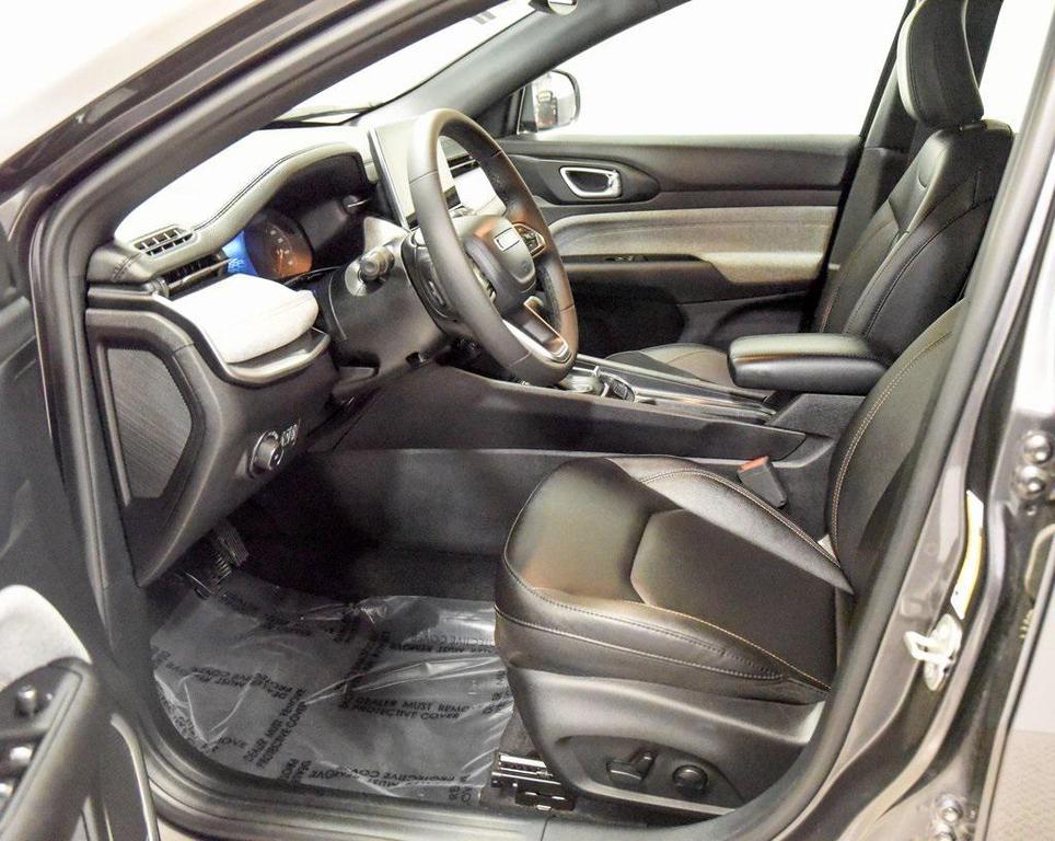 used 2023 Jeep Compass car, priced at $24,472