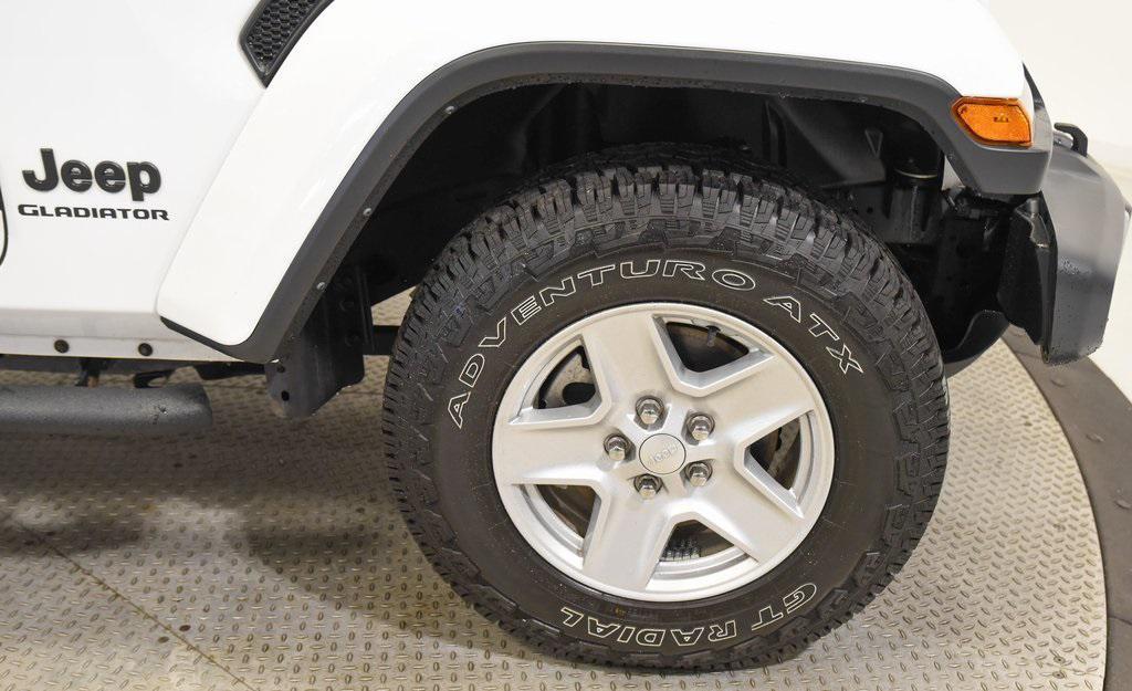 used 2022 Jeep Gladiator car, priced at $29,589
