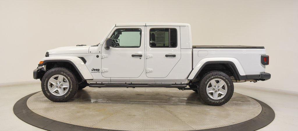 used 2022 Jeep Gladiator car, priced at $29,589