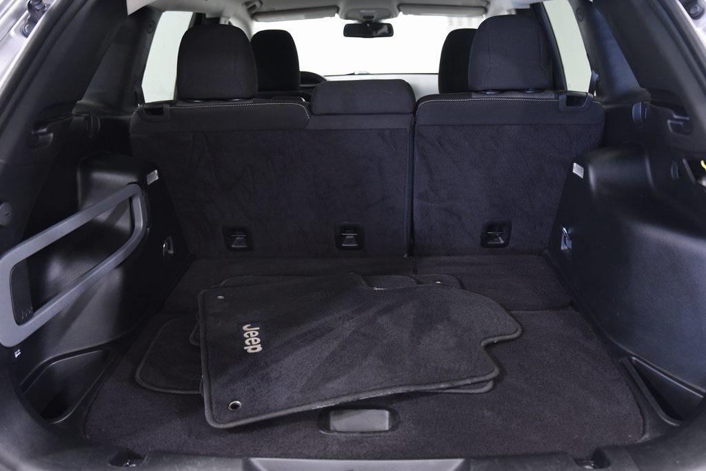 used 2018 Jeep Cherokee car, priced at $15,741