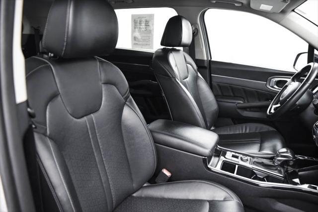used 2022 Kia Sorento car, priced at $28,441
