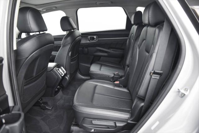 used 2022 Kia Sorento car, priced at $28,441