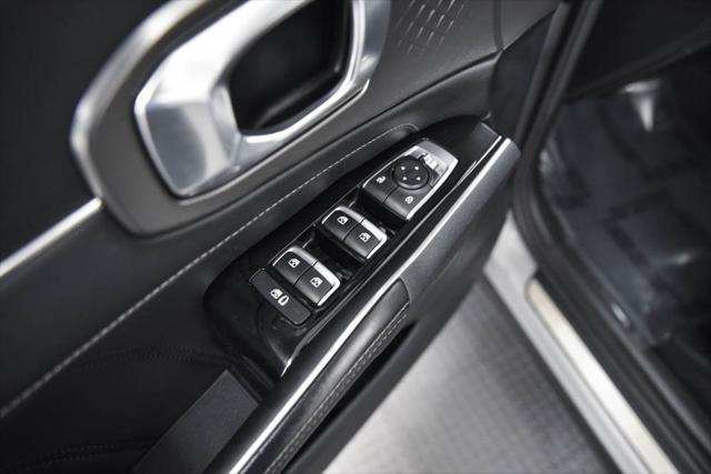 used 2022 Kia Sorento car, priced at $28,441