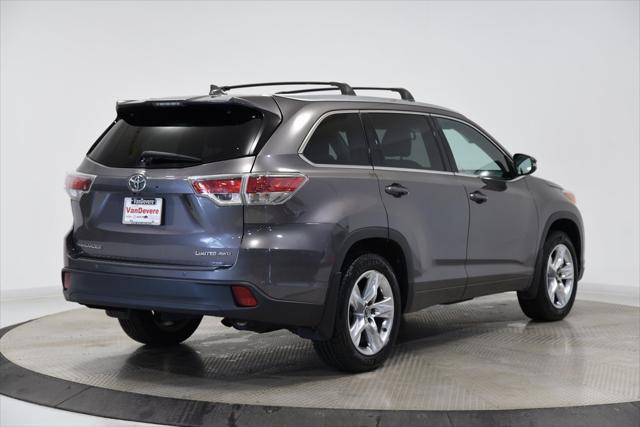 used 2016 Toyota Highlander car, priced at $18,189