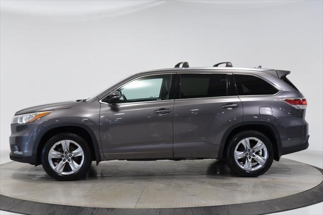 used 2016 Toyota Highlander car, priced at $18,189