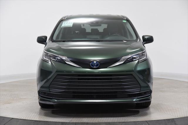 used 2022 Toyota Sienna car, priced at $30,972