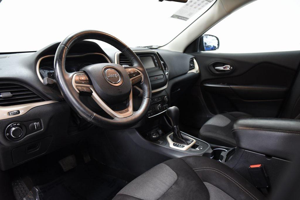 used 2014 Jeep Cherokee car, priced at $9,689