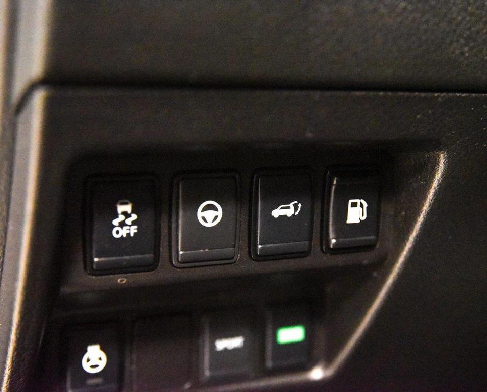 used 2020 Nissan Rogue car, priced at $19,189