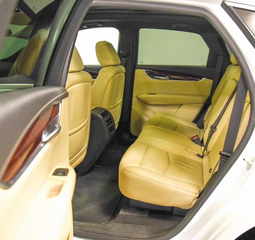 used 2019 Cadillac XT5 car, priced at $16,995