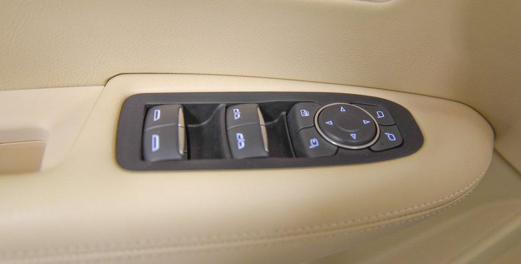 used 2019 Cadillac XT5 car, priced at $16,995