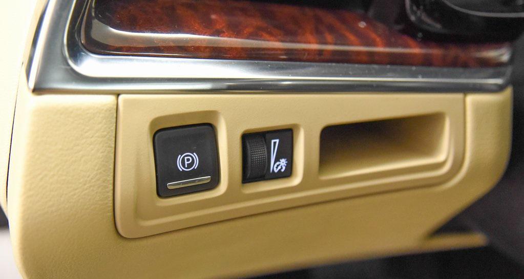 used 2019 Cadillac XT5 car, priced at $16,995