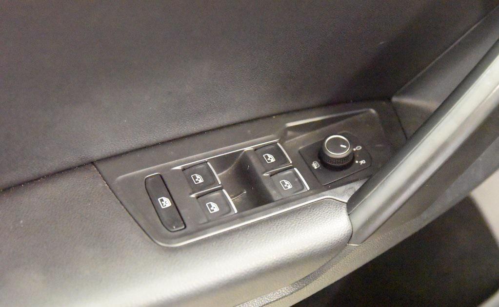 used 2021 Volkswagen Tiguan car, priced at $20,972