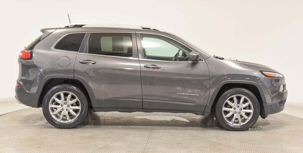used 2018 Jeep Cherokee car, priced at $12,995