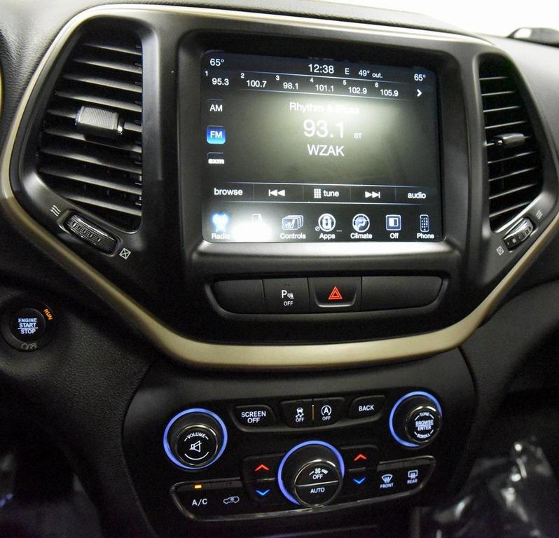 used 2018 Jeep Cherokee car, priced at $12,995