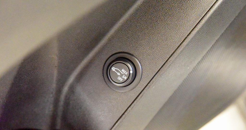 used 2022 Chevrolet Equinox car, priced at $17,241