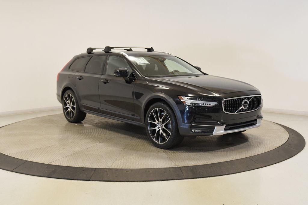 used 2020 Volvo V90 Cross Country car, priced at $25,672