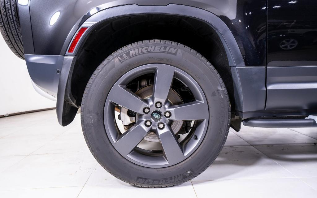 used 2022 Land Rover Defender car, priced at $39,999