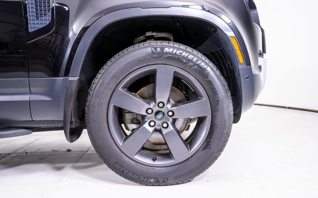 used 2022 Land Rover Defender car, priced at $39,999