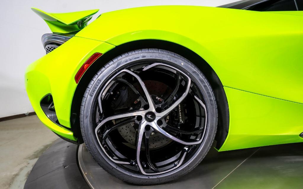 new 2025 McLaren 750S car, priced at $463,638