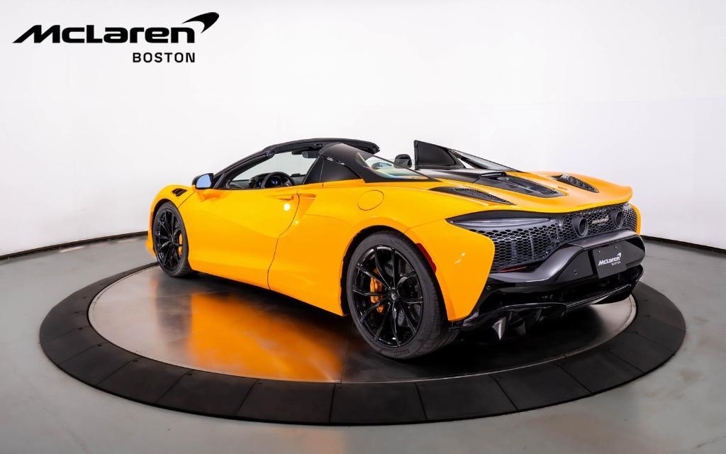 new 2025 McLaren Artura car, priced at $345,818