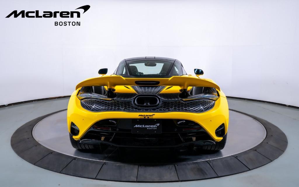 new 2024 McLaren 750S car, priced at $400,180