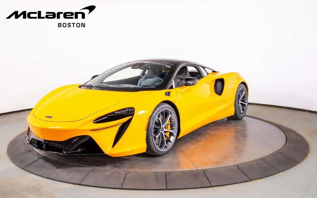 new 2025 McLaren Artura car, priced at $298,850