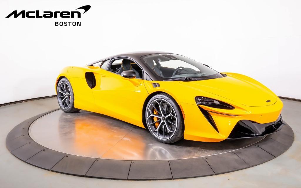 new 2025 McLaren Artura car, priced at $298,850