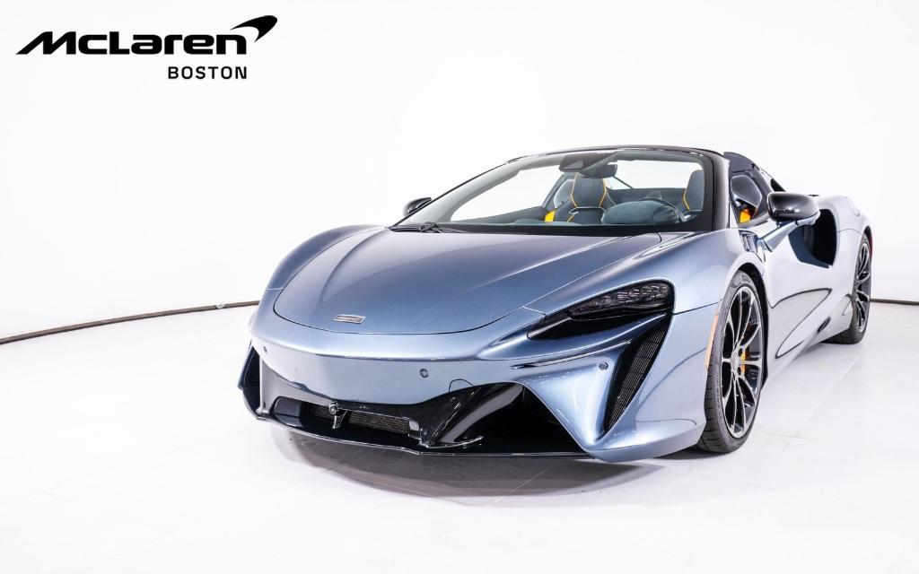 used 2025 McLaren Artura car, priced at $304,979