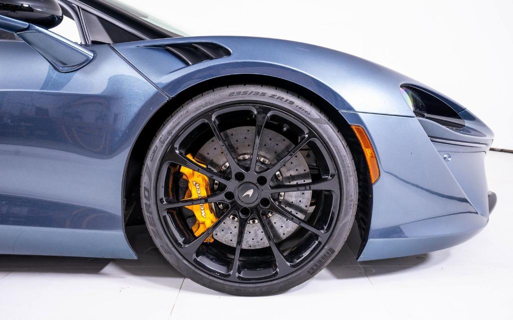 used 2025 McLaren Artura car, priced at $304,979