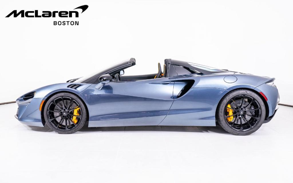 used 2025 McLaren Artura car, priced at $304,979