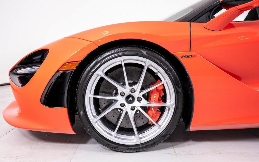 new 2026 McLaren 750S car, priced at $423,776