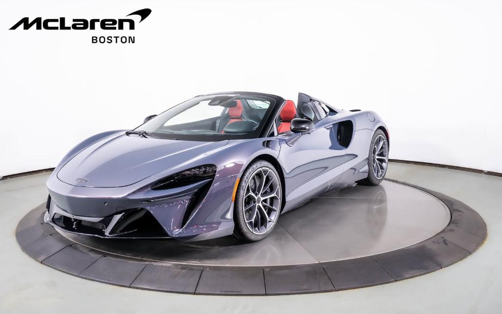 new 2025 McLaren Artura car, priced at $333,950