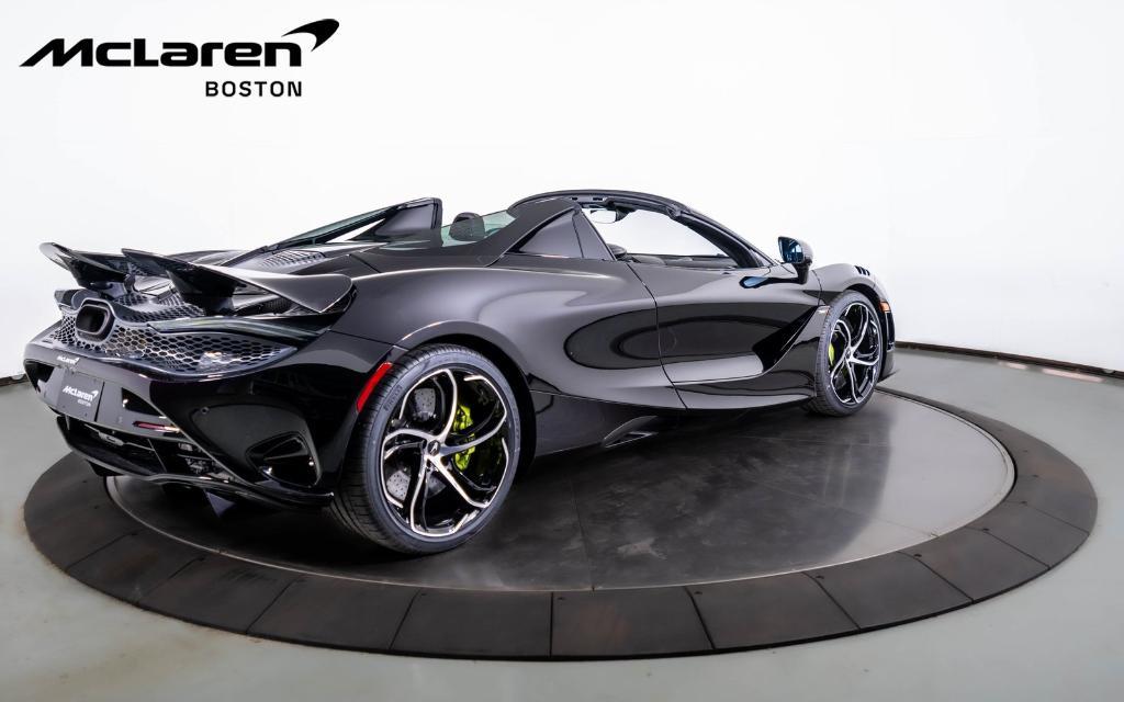 new 2025 McLaren 750S car, priced at $456,190