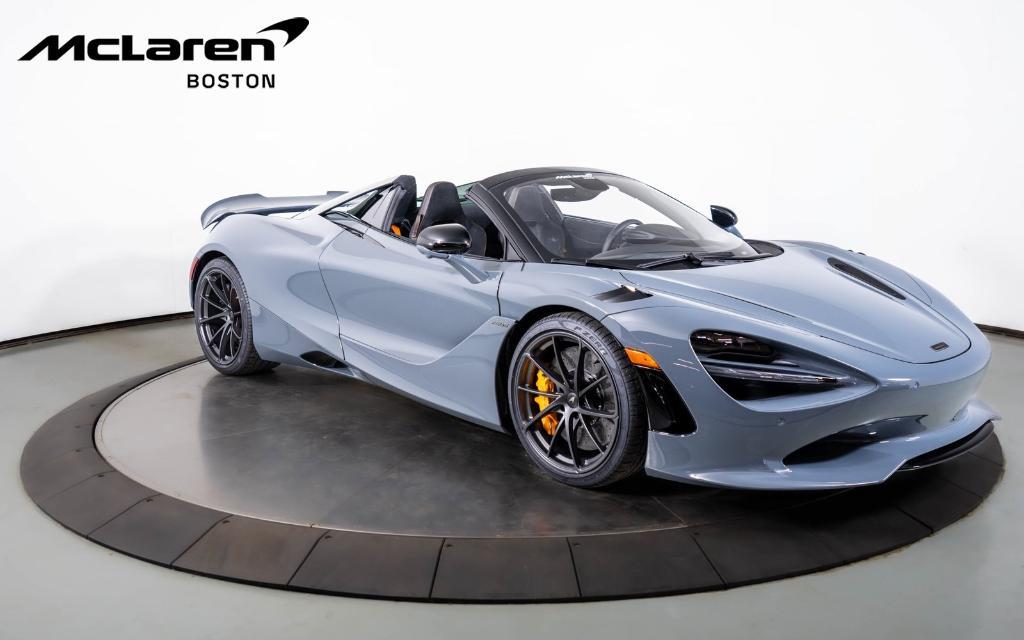 new 2025 McLaren 750S car, priced at $444,668