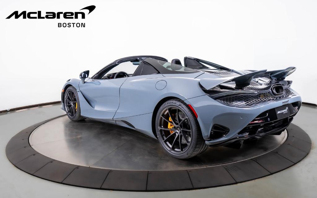 new 2025 McLaren 750S car, priced at $444,668