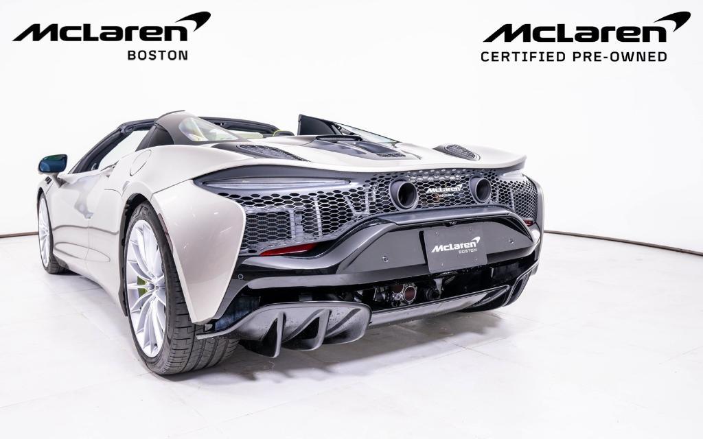 used 2025 McLaren Artura car, priced at $269,999