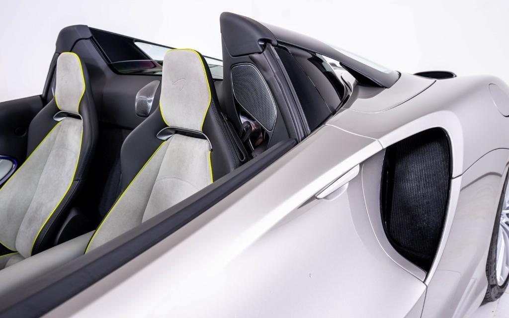 used 2025 McLaren Artura car, priced at $269,999