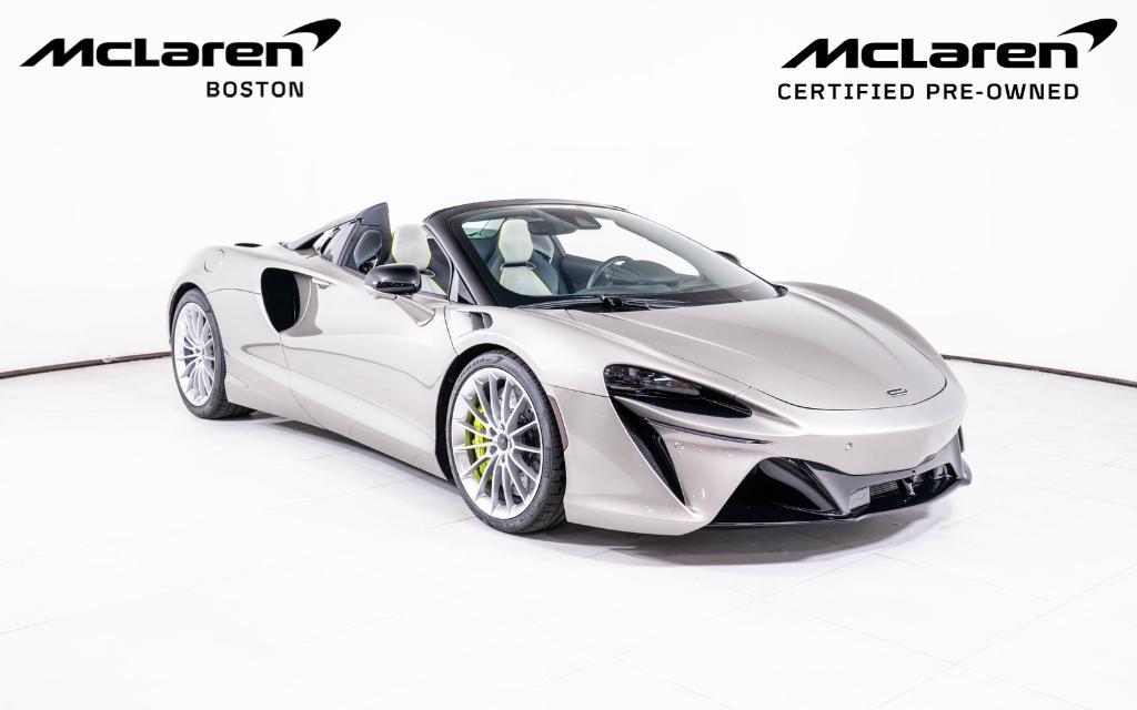 used 2025 McLaren Artura car, priced at $269,999