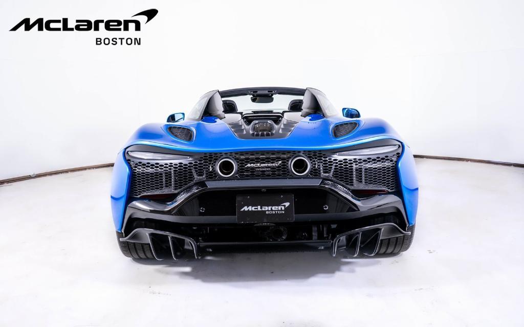 new 2025 McLaren Artura car, priced at $320,808