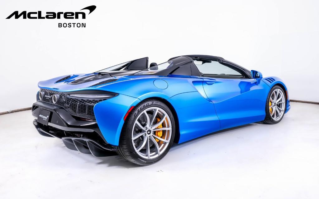 new 2025 McLaren Artura car, priced at $320,808