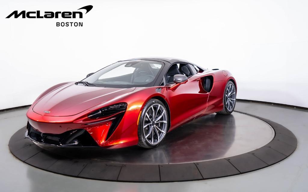 new 2025 McLaren Artura car, priced at $340,050